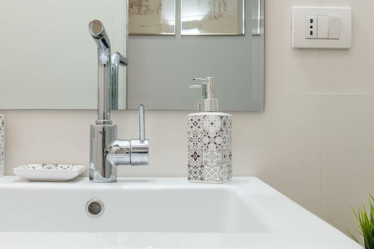 Mirti Boutique Apartment Heart カリアリ エクステリア 写真