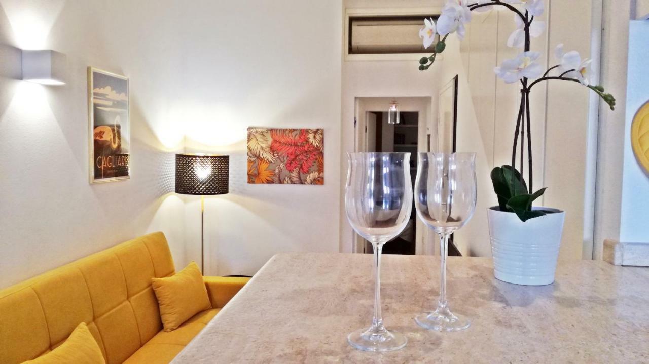 Mirti Boutique Apartment Heart カリアリ エクステリア 写真